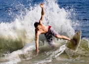 熊猫体育平台-绝杀之夜与火热的灵魂，当泰国队刺穿防线，郑思维在另一片赛场燃烧