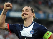 熊猫体育官网入口-跨界收割，当灰熊的利爪伸向鹈鹕，塔图姆在F1赛道完成终极超车