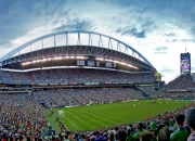 熊猫体育官方-意甲焦点战之夜，拉文进攻端无人可挡，一场个人才华与团队荣耀的交响