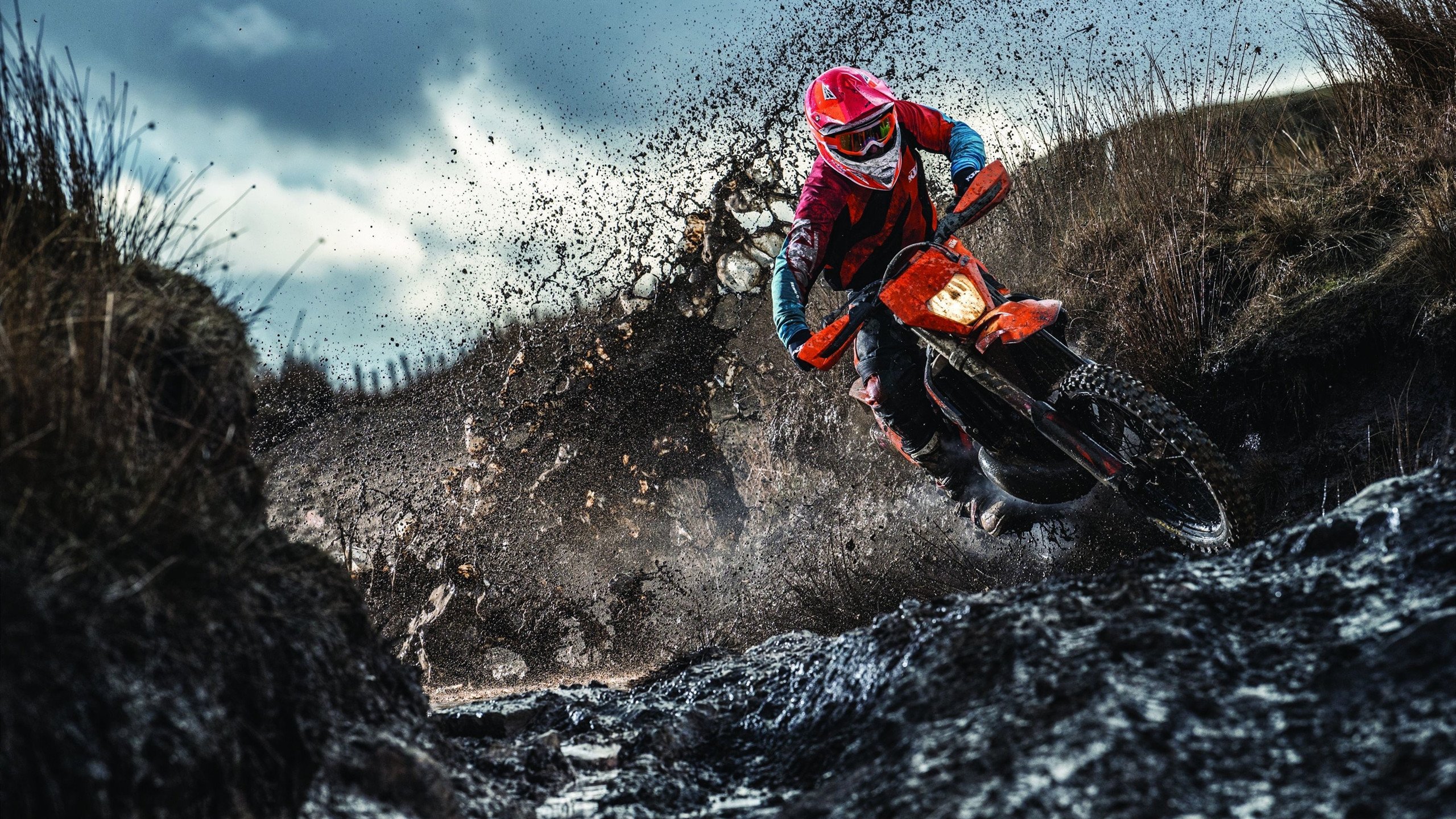 巴西打穿雷恩，萨拉赫赛后评分拉满，一场跨越时空的足球对话